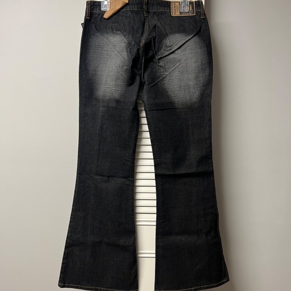 Jeans - Picture 4 of 5